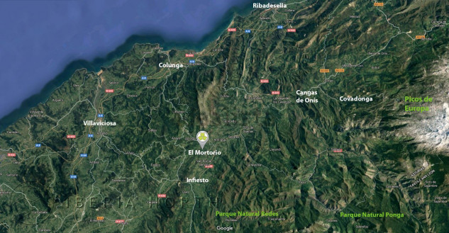 El pueblo en venta está a menos de una hora de las grandes ciudades asturianas y cerca de la costa